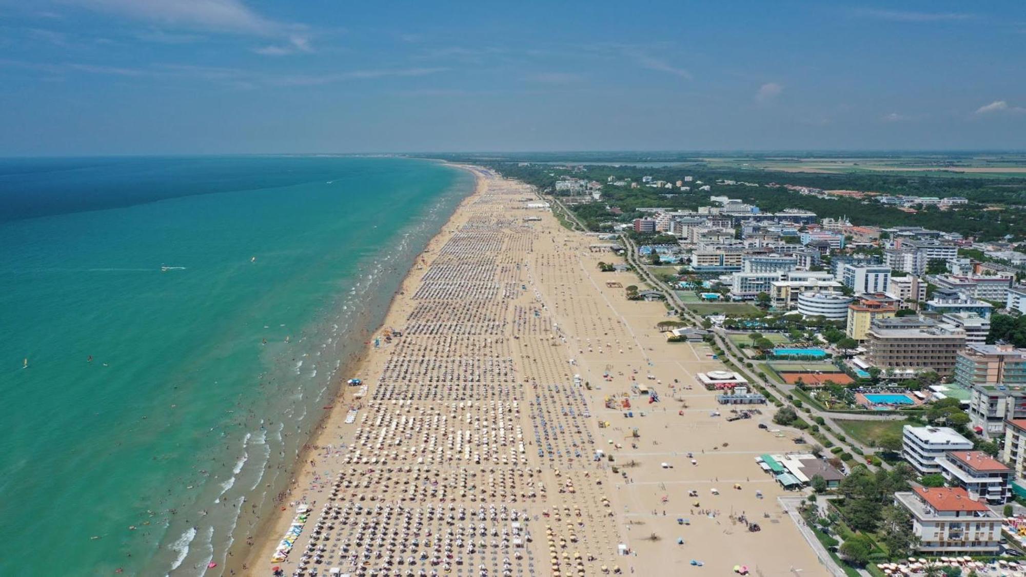 Cozy Villa 250 Metres From The Beach - Beahost - Bibione Eksteriør billede