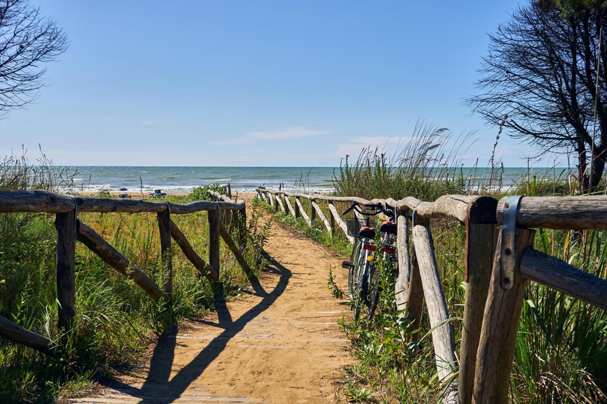 Cozy Villa 250 Metres From The Beach - Beahost - Bibione Eksteriør billede