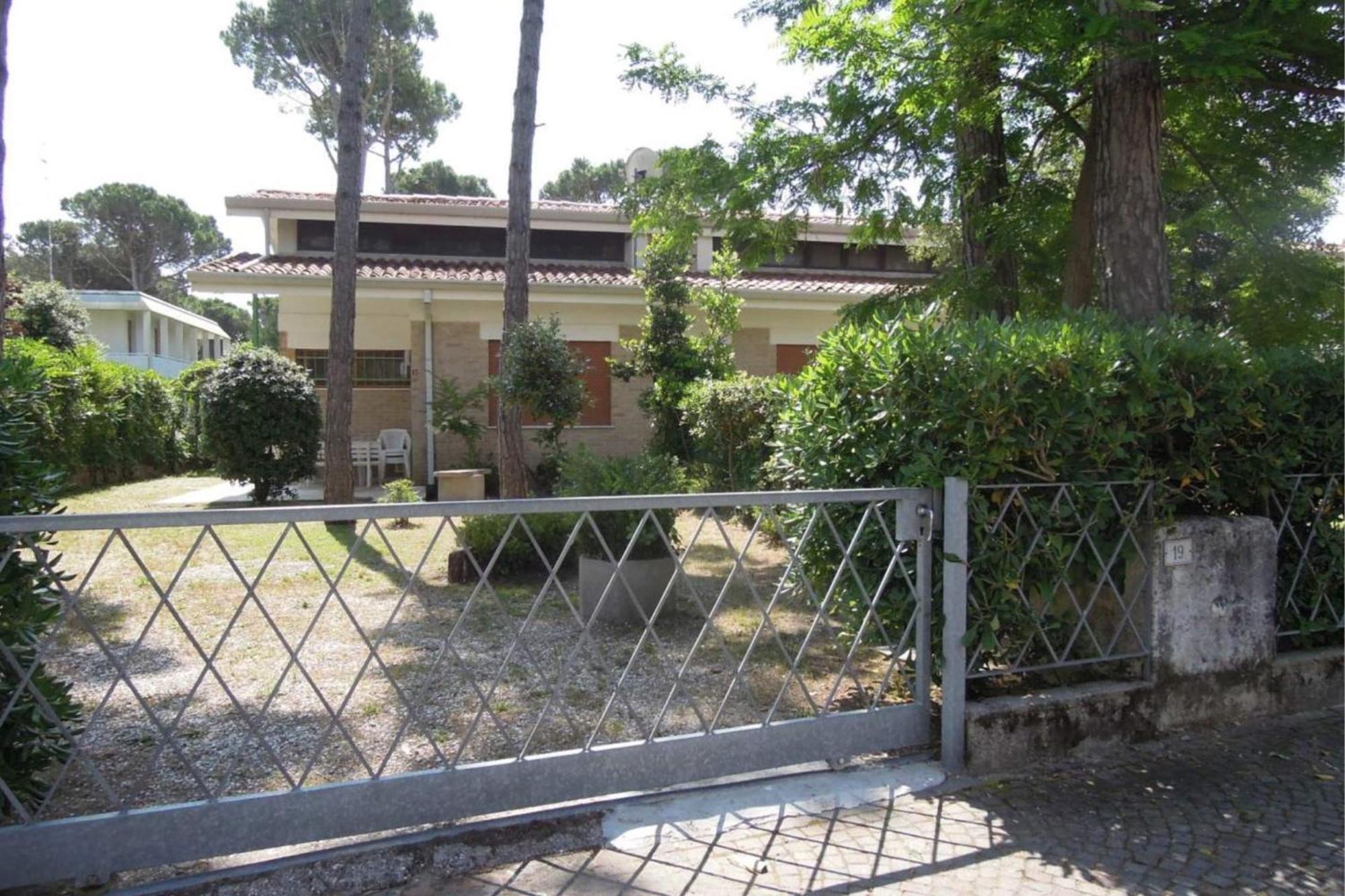 Cozy Villa 250 Metres From The Beach - Beahost - Bibione Eksteriør billede